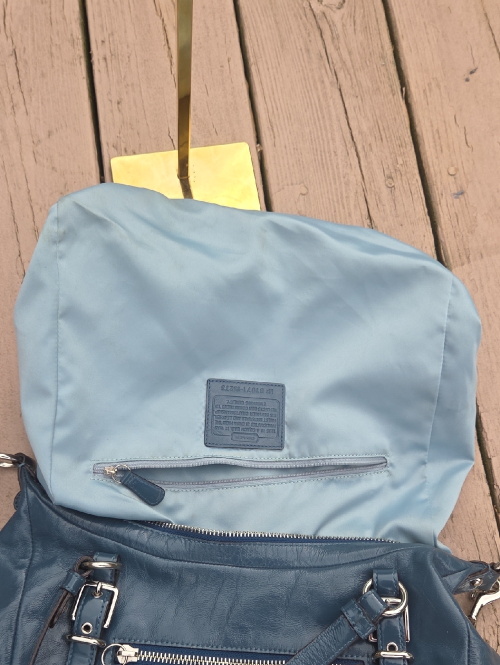 Coach Alexandria 15273 2010 Blue Patent Leather Crossbody $359 Retail. GUC - Picture 12 of 16